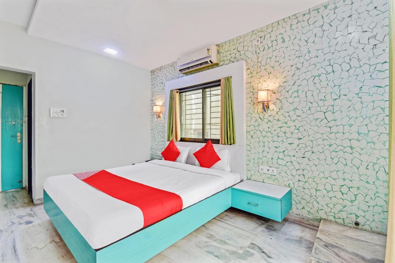 Oyo 61308 Hotel Rw International Hingoli Buitenkant foto